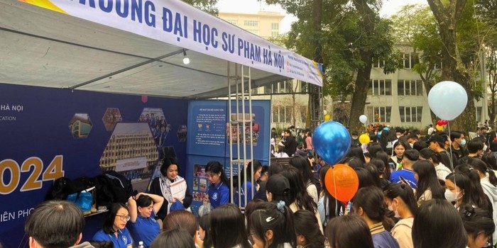 Năm 2025, nhiều trường đại học đào tạo sư phạm dừng xét tuyển bằng học bạ